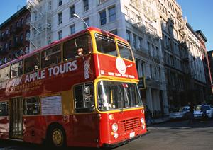 【2024年版】車検車屋を選ぶポイントとコスト削減のコツ!信頼できる店舗を見つける完全ガイド